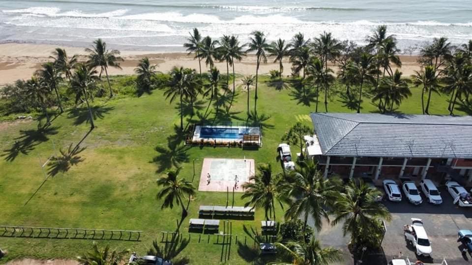Sarina Beach Motel Grasstree Beach Ngoại thất bức ảnh